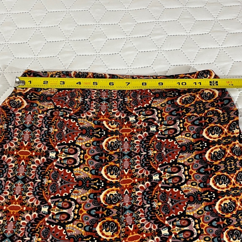 LuLaRoe Eclectic Paisley Boho Abstract Print Soft Feel One Size Leggings - Picture 6 of 8